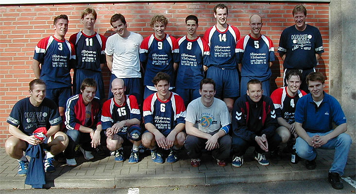 Teamfoto nach der letzten Saison (vom 21.04.2002)